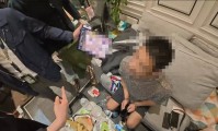 丢人丢到国外！曼谷两名中国网红涉毒裸奔扰民60万粉丝账号彻底翻车
